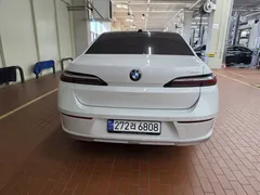 2023 BMW 7-Series 740i sDrive Design Pure Excellence — фото 4
