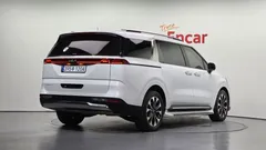 2023 Kia Carnival Diesel 9-Seater Noblesse — фото 2