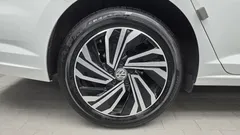2021 Volkswagen Jetta 1.4 TSI Prestige — фото 5