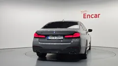 2022 BMW 5-Series 530i xDrive M Sport Package — фото 4