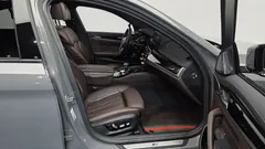 2022 BMW 5-Series 530i xDrive M Sport Package — фото 11