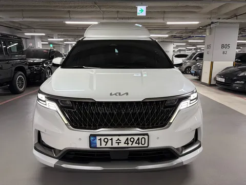 2023 Kia Carnival Diesel 9-Seater Hi-Limousine(Special Vehicle)