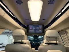 2023 Kia Carnival Diesel 9-Seater Hi-Limousine(Special Vehicle) — фото 15