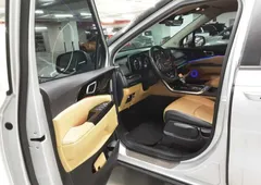 2023 Kia Carnival Diesel 9-Seater Prestige — фото 4