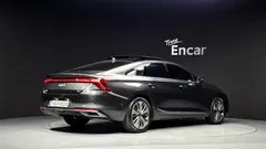 2023 Kia K8 Signature — фото 2