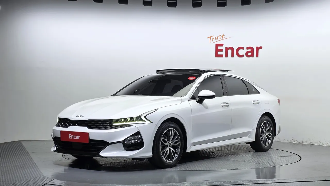 2023 Kia K5 2.0 LPI(Renter car)