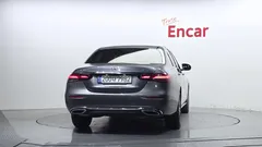 2022 Mercedes-Benz E-Class E350 4MATIC Avantgarde — фото 4