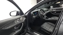 2022 Mercedes-Benz E-Class E350 4MATIC Avantgarde — фото 10