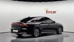 2023 Hyundai Grandeur Premium — фото 2