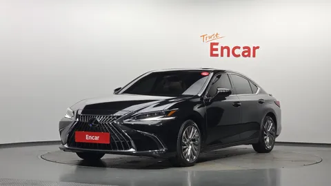 2023 Lexus ES Executive