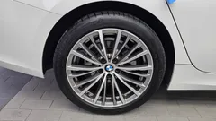 2022 BMW 3-Series 320d Luxury — фото 5