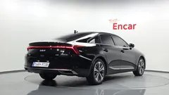 2023 Kia K8 Signature — фото 2