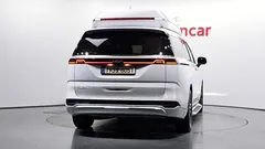 2023 Kia Carnival Gasoline 9-Seater Hi-Limousine — фото 4
