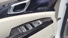 2023 Kia Carnival Gasoline 9-Seater Hi-Limousine — фото 15