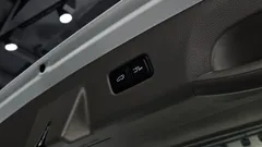 2023 Kia Carnival Gasoline 9-Seater Hi-Limousine — фото 20