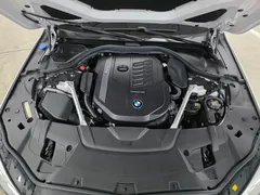 2022 BMW 7-Series 740i M Sport — фото 6