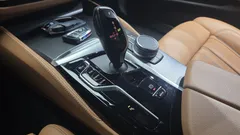 2022 BMW 5-Series 520i M Sport — фото 9