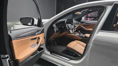 2022 BMW 5-Series 520i M Sport — фото 10