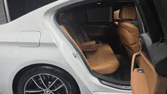 2022 BMW 5-Series 520i M Sport — фото 15