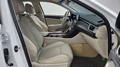 2023 Genesis G70 Gasoline 2.0T 2WD — фото 11