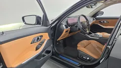 2023 BMW 3-Series 320i — фото 10