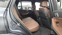 2022 BMW X5 xDrive 40i M Sport — фото 12