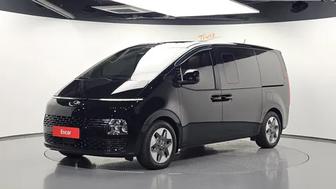2023 Hyundai Staria Tourer 11-Seater