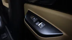 2023 Kia Carnival Gasoline 11-Seater Prestige — фото 18