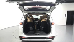 2023 Kia Carnival Gasoline 11-Seater Prestige — фото 20