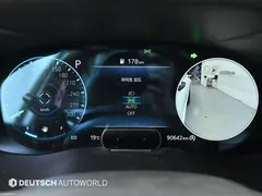 2022 Genesis G70 Gasoline 2.0T 2WD — фото 17