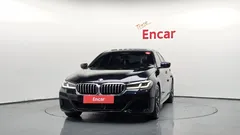 2022 BMW 5-Series 530i M Sport Package — фото 3