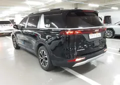 2023 Kia Carnival Diesel 9-Seater Prestige — фото 8