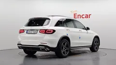 2022 Mercedes-Benz GLC-Class GLC300 4MATIC — фото 2