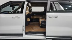 2023 Kia Carnival Gasoline 7-seater Limousine(Special vehicle) — фото 12
