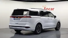 2023 Kia Carnival Diesel 7-Seater Signature — фото 2