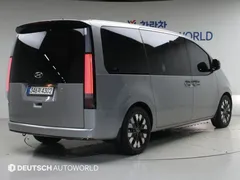 2023 Hyundai Staria L3.5 Lounge 7-Seater — фото 2