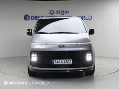 2023 Hyundai Staria L3.5 Lounge 7-Seater — фото 3