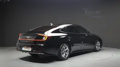 2022 Hyundai Sonata 2.0 — фото 2
