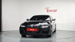 2022 BMW 4-Series M440i xDrive Online Exclusive Coupe — фото 3