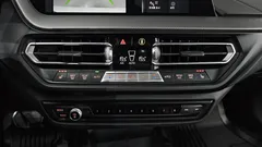 2023 BMW 1-Series 120i M Sports — фото 17