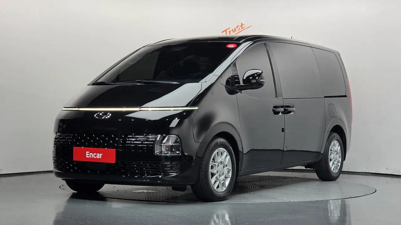 2022 Hyundai Staria Cargo 3-Seater