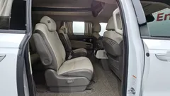 2023 Kia Carnival Gasoline 9-Seater Hi-Limousine — фото 12