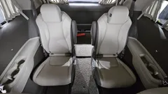 2023 Kia Carnival Gasoline 9-Seater Hi-Limousine — фото 13
