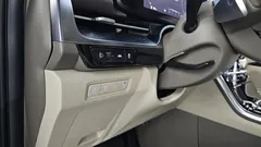 2023 Kia Carnival Gasoline 9-Seater Hi-Limousine — фото 14
