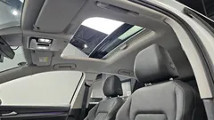 2022 Volkswagen Golf 2.0 TDI Prestige — фото 16