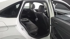 2021 Volkswagen Jetta 1.4 TSI Prestige — фото 12