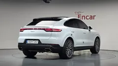 2022 Porsche Cayenne 3.0 E-Hybrid Coupe — фото 2