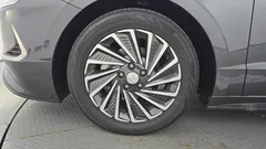 2022 Hyundai Sonata Premium Plus — фото 5
