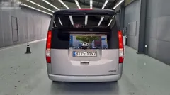 2022 Hyundai Staria Cargo 5-Seater — фото 4