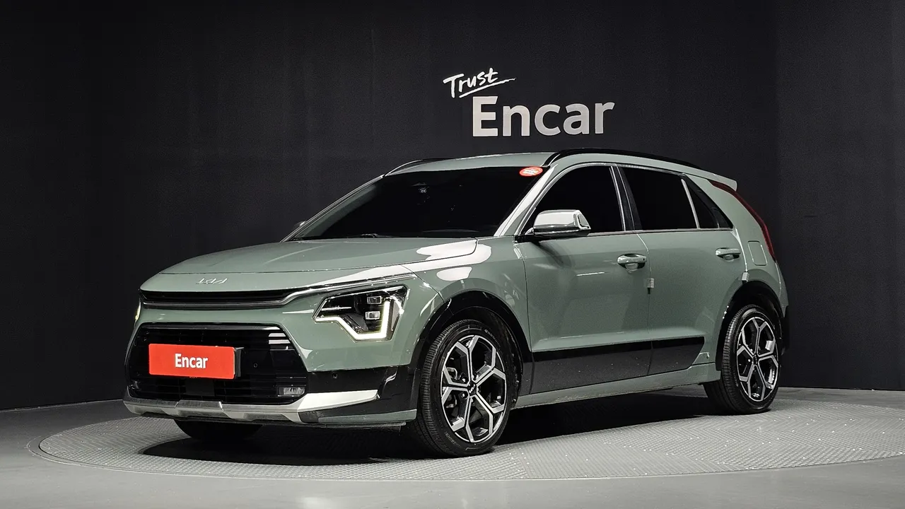 2023 Kia Niro Signature